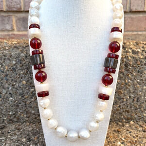 Vintage Joan Rivers Acrylic Lucite Strand Necklace White Red Chunky Gold Tone